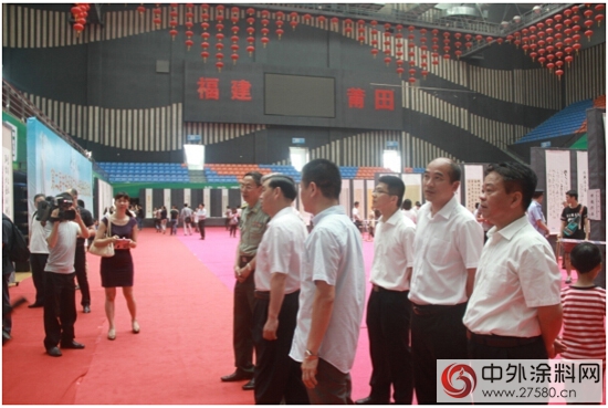 三棵樹洪傑出席第二屆中華媽祖文化全國書(shu) 法篆刻大展開幕儀(yi) 式"102327"