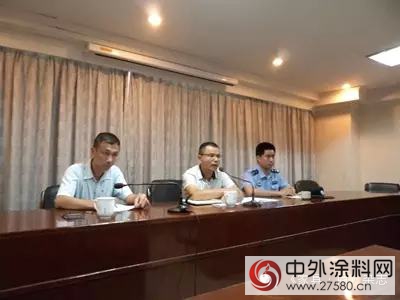 廣東順德龍江6家家具企業被貼封條"
103055"