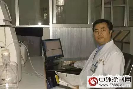 濟南大學教授鑽研“氟化工材料” 開拓高端氟化產(chan) 業(ye) 鏈