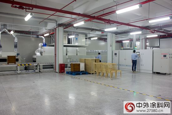 大寶聯合中科院打造塗料界首家大規模智能塗裝線