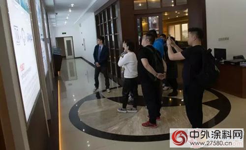 美國愛睿兒(er) 童家具參訪東(dong) 莞大寶化工"112955"
