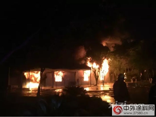惠陽秋長一塗料廠濃煙滾滾，火光照天，是怎麽(me) 回事？！