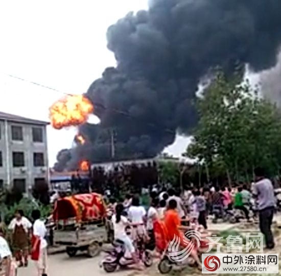 鄆城一油漆廠發生火災4小時撲滅 無人員傷(shang) 亡"116052"