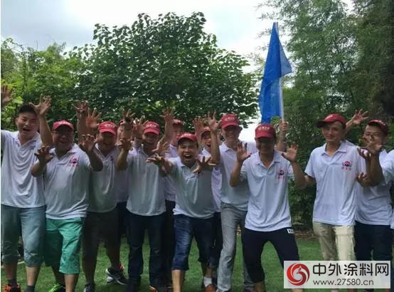 盛夏7月，巴德士營銷人在青山碧水間演繹如火青春"116771"
