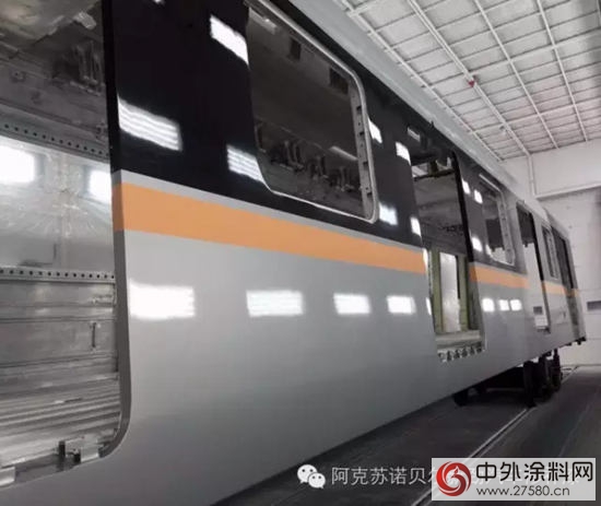 扮靚橫貫青浦的交通動脈：阿克蘇諾貝爾商用車漆塗裝上海軌交17號線
