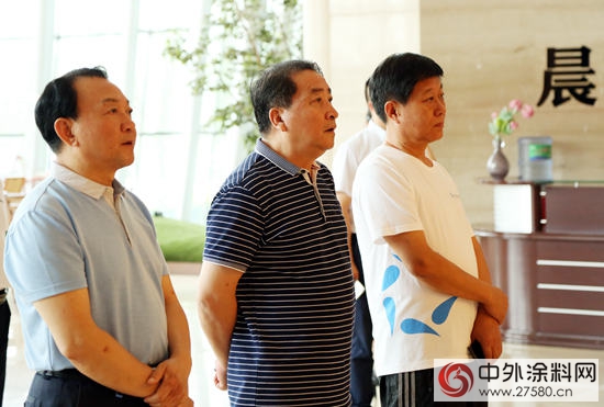 著名相聲表演藝術家薑昆：晨陽水漆 綠色中國