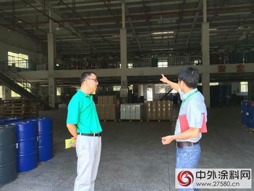 呂水列秘書(shu) 長走訪澳達樹熊塗料"117251"