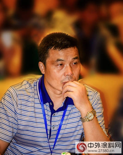 海口新每家裝飾材料有限公司董事長何呂華
