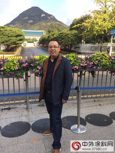 攜手與(yu) 共 共鑄百年輝煌 ——寶塔山漆鹹陽禮泉經銷商薛小剛