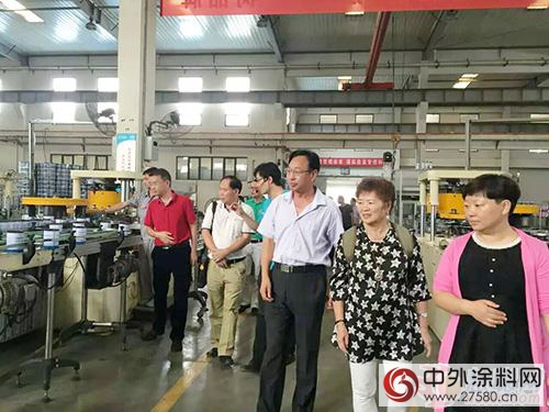 廣東(dong) 塗料河南考察團參觀鄭州金泰製罐有限公司"117799"