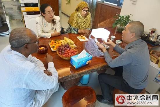 市長走進漆強化工！到底是怎麽回事？"
119379"