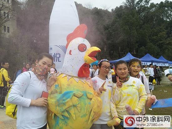 新生代企業(ye) 家領銜嘉寶莉漆溫州歡樂(le) 跑