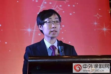 華隆塗料總經理麥宗毅與(yu) 容桂青年商會(hui) 企業(ye) 家共話未來