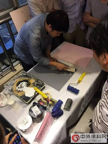 華隆塗料漢中營銷峰會(hui) 順利召開，藝術塗料成潮流