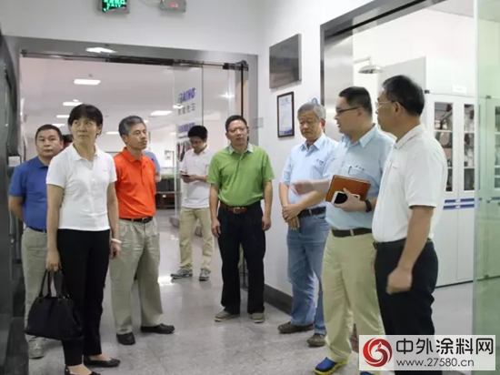 東(dong) 莞市質監局局長胡熾海一行來大寶化工調研交流