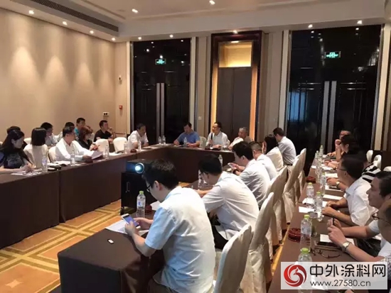中國塗料工業(ye) 協會(hui) 建築塗料分會(hui) 第四屆第五次理事會(hui) 會(hui) 議在成都召開