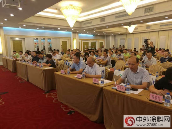 舉(ju) 行voc治理技術研討會(hui)  廣東(dong) 塗協幫企業(ye) 渡環保難關(guan) 