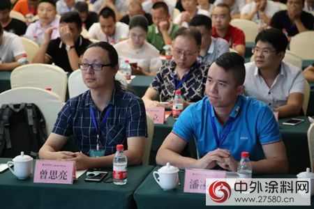 “綠色溫州 水領風騷“主題“油改水整體(ti) 解決(jue) 方案”研討會(hui) 昨日順利召開