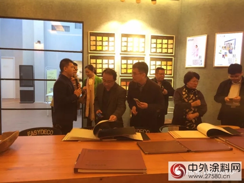 廣東(dong) 省委黨(dang) 校市廳班民生項目小組蒞臨(lin) 易塗得考察調研