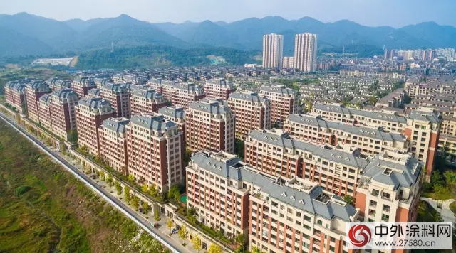 經典品牌獲第十五屆中國地產(chan) 風雲(yun) 榜《供應商綠色采購十大首選品牌》與(yu) 《年度部品企業(ye) 大獎》"126512"