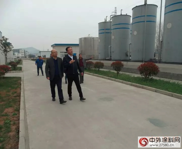 山東(dong) 萊鋼綠建國際建築工程有限公司董事長兼總經理高政先生蒞臨(lin) 天鵝塗料參觀指導工作！