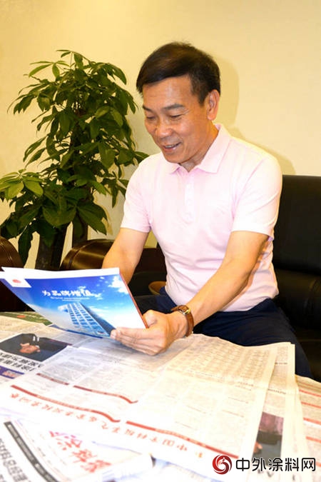 聽全國人大代表黃達昌講來自兩(liang) 會(hui) 的環保精神 ——訪千色花董事長黃達昌