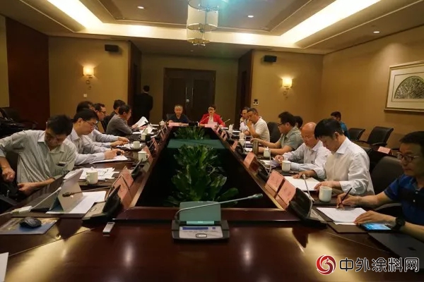 2018年中國塗料工業(ye) 協會(hui) 專(zhuan) 家常委及《中國塗料》編委常委第一次會(hui) 議在泉州成功召開