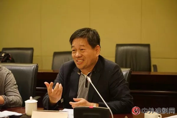 2018年中國塗料工業(ye) 協會(hui) 專(zhuan) 家常委及《中國塗料》編委常委第一次會(hui) 議在泉州成功召開