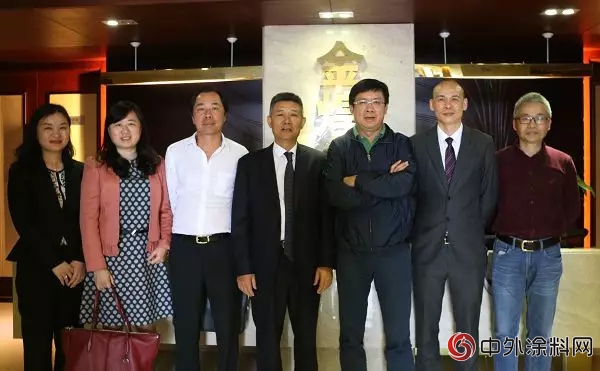 美的地產(chan) 總裁考察藍天豚矽藻泥：綠色建築新材料將成高端房產(chan) 新亮點