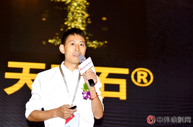 不得了！能彎曲的一體(ti) 板全球首發