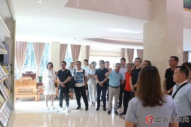 六大裝飾公司采購團到訪美塗士並簽訂2000萬(wan) 采購訂單！