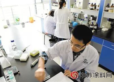 全球首創氣幹性自交聯水性樹脂，為(wei) ofo小黃車車體(ti) 等提供解決(jue) 方案