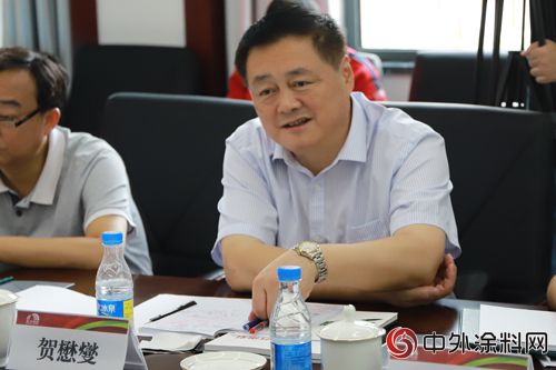 蕪湖市長考察東(dong) 方雨虹蕪湖生產(chan) 基地