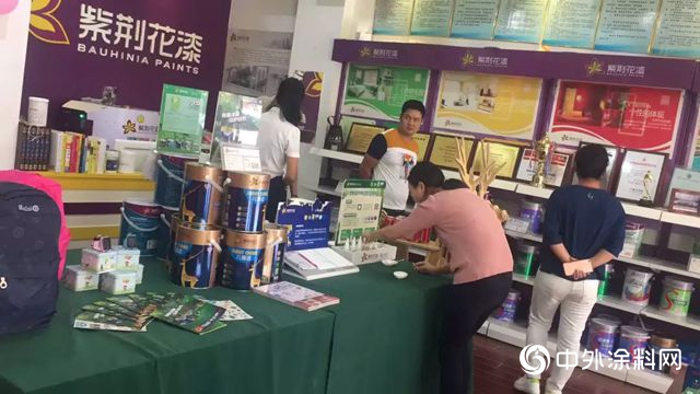 多地經銷商舉(ju) 行紫荊花貝倍安兒(er) 童塗料體(ti) 驗活動