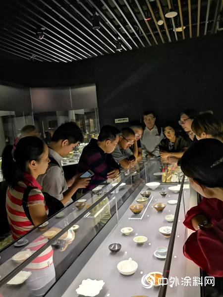 中遠關(guan) 西上海支部組織赴上海中心參觀學習(xi) 