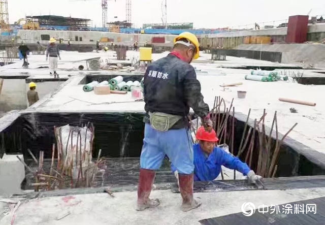 中遠關(guan) 西、三棵樹、嘉寶莉、秀珀、東(dong) 方雨虹助力港珠澳大橋