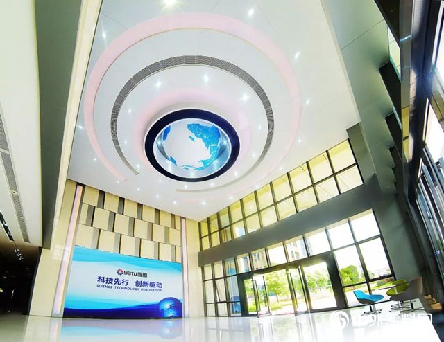 不斷創新 領跑汽車修補漆市場——訪雅圖高新材料有限公司常務副總裁馮(feng) 兆華先生"130872"