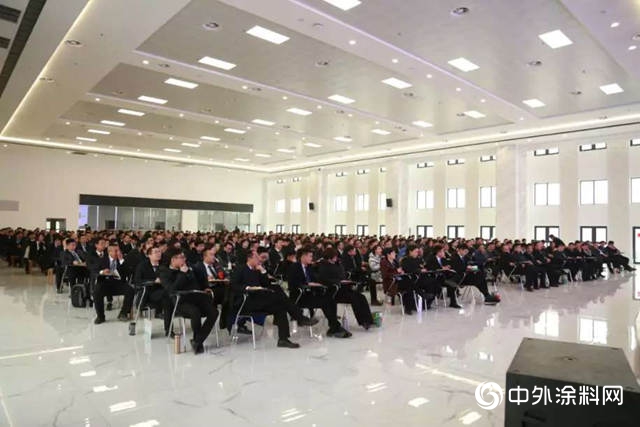 晨陽突擊年500商務大集訓，董事長劉善江親(qin) 上陣，講戰略，明戰術，強同頻，提信心"131870"