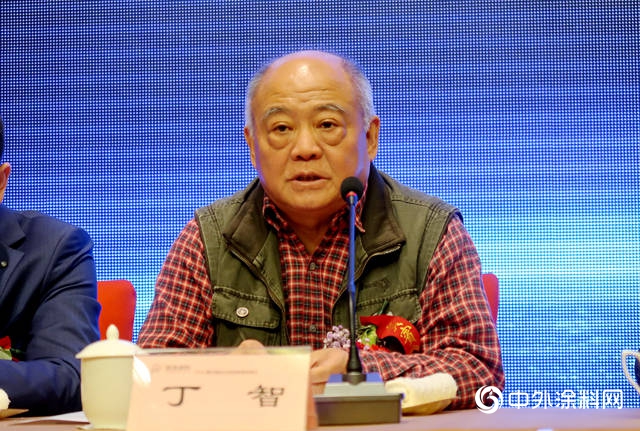 “智享變革 同力共贏”——晨光塗料2019年全國銷售精英峰會(hui) 隆重召開