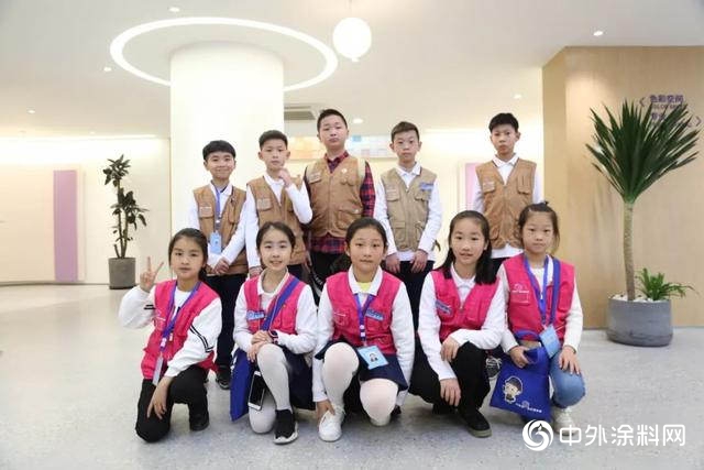 溫州市婦聯全媒體(ti) 小記者走進瑞豐(feng) 集團"132631"
