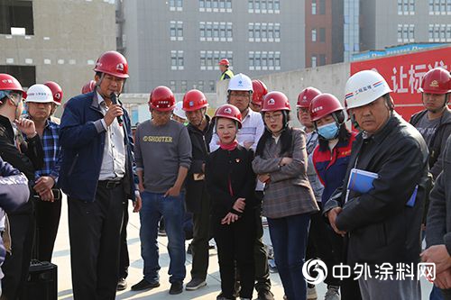 北京懷柔區建委質監站單焜站長一行參觀東(dong) 方雨虹標準化施工項目