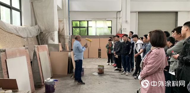 塗料工業(ye) 大學師生到訪亞(ya) 士漆上海總部