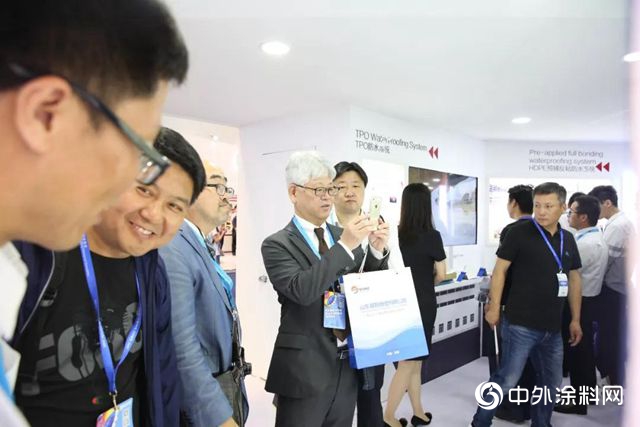 賦能無界，聚勢共贏 | 東(dong) 方雨虹在2019中國國際屋麵和建築防水技術展覽會(hui) 
