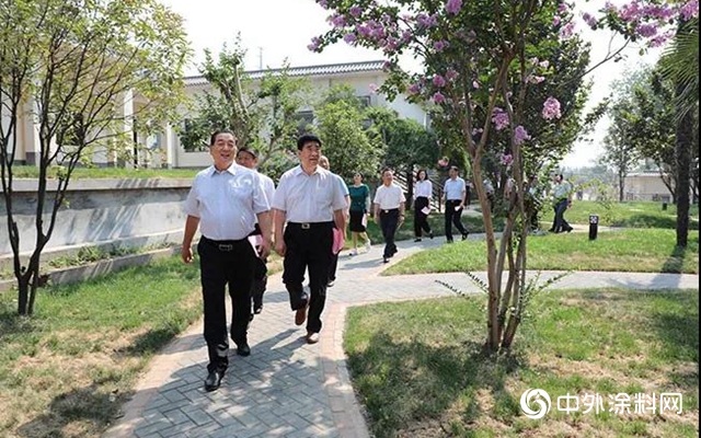 龍佰管理學院落成慶典暨焦作技師學院龍佰分院揭牌儀式隆重舉行"
133626"
