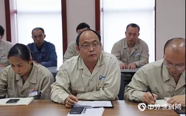 龍佰集團黨委召開預備黨員入黨宣誓暨表彰優秀共產黨員會議