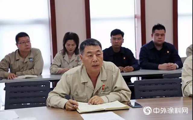 龍佰集團黨委召開預備黨員入黨宣誓暨表彰優秀共產黨員會議