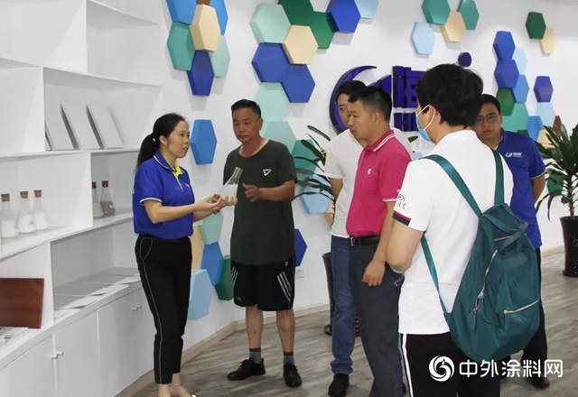 展會(hui) 不過癮！70餘(yu) 名客戶參觀海順快幹水漆工廠來見證"134027"