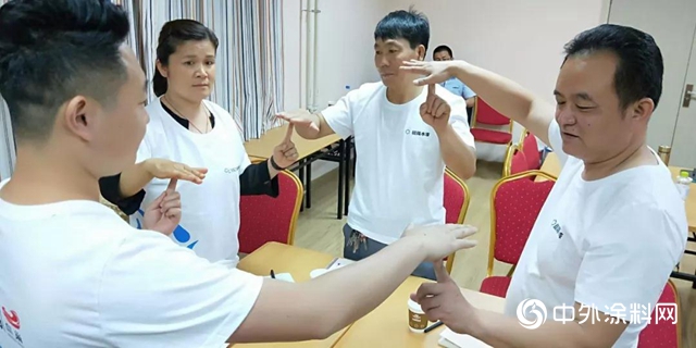 晨陽水漆：“梁山好漢”舉(ju) 起水漆義(yi) 旗！這個(ge) 抉擇讓他走上了行善積德之路"134052"