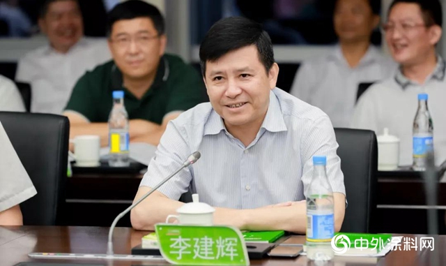 泉州、莆田兩(liang) 市民營企業(ye) 大咖蒞臨(lin) 三棵樹共話實體(ti) 經濟