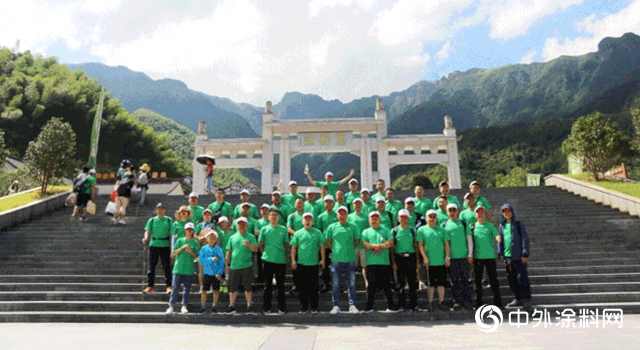 新興(xing) 向榮、銳氣蓬勃 ——展辰集團家具漆2019年度新銳級經銷商特訓營圓滿召開